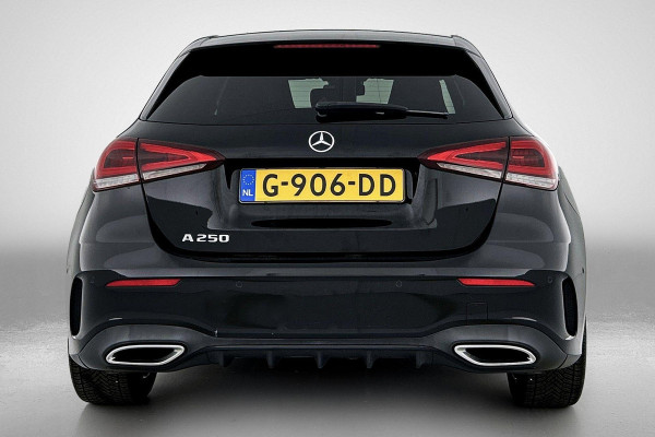 Mercedes-Benz A-Klasse 250 Premium Plus AMG-Line (Navi, Parkeersensoren V+A, StoelV, Cruise Con, Etc)