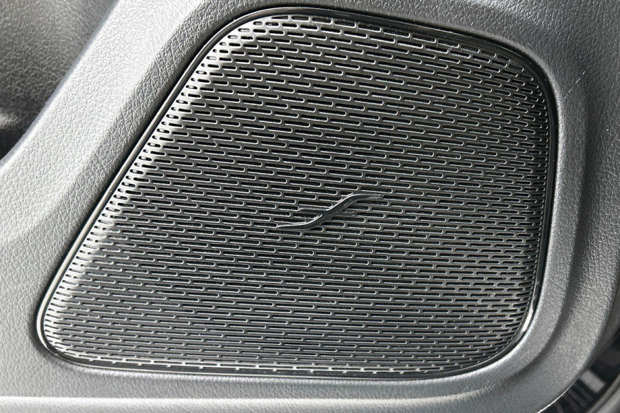Mercedes-Benz A-Klasse 250 Premium Plus AMG-Line (Navi, Parkeersensoren V+A, StoelV, Cruise Con, Etc)
