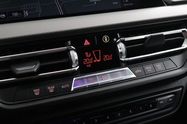 BMW 1-serie 118i Executive Edition M-SPORT (1e Eig, NL-auto, Dealer OndH, Carplay/ Android, Navi-groot, PDC V+A, Cruise Contr Etc)