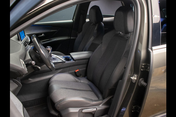 Peugeot 3008 1.2 PureTech GT Line (PANORAMADAK,APPLE CARPLAY,NAVI,LED,CRUISE,CLIMATE,GETINT,SPORTSTOELEN,CAMERA,PDC,NETTESTAAT)
