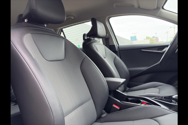 Kia Niro 1.6 GDi Hybrid DynamicLine Automaat | Camera | Cruise | Clima | Navi | PDC | H-Leder | Key-Less |