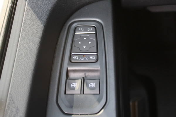 Renault Trafic 2.0 Blue dCi 130pk T30 L2H1 Advance - Navigatie - Carplay - Camera - Cruise - PDC - Lane - Dodehoek - Rijklaar