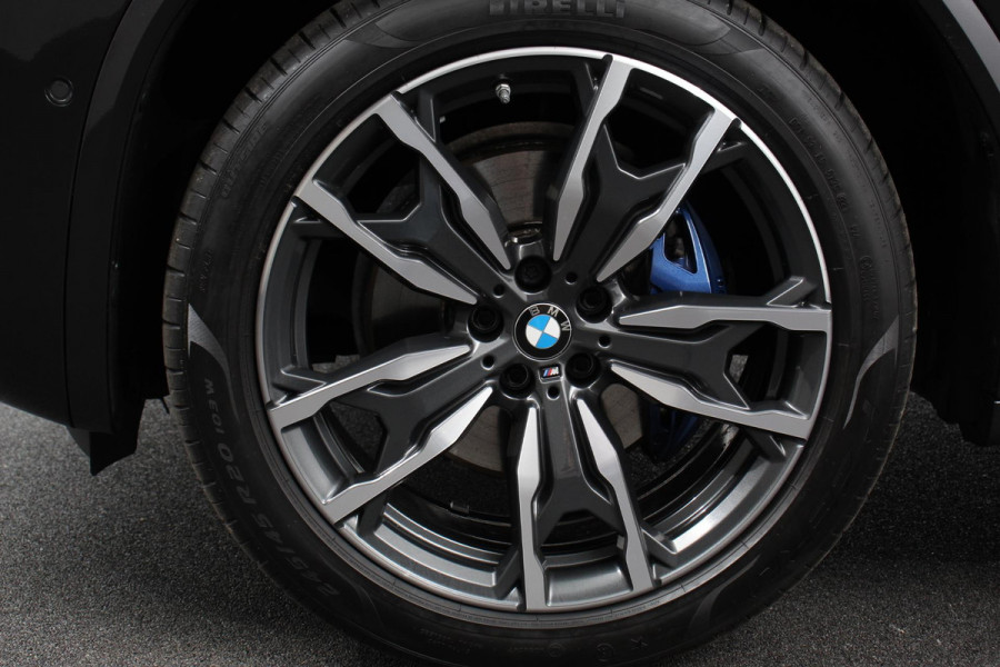 BMW X3 xDrive30e High Executive M Sport PHEV | Head Up Display | 20 Inch Lichtmetalen Velgen | Camera | Privacy Glass | Stoel/Stuurverwarming |