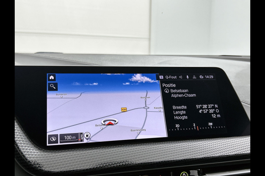 BMW 1-serie 120i Business Edition Plus(Carplay, Camera, Elektrische Stoelen, Head-up, SfeerV, StoelV, PDC V+A, Etc)