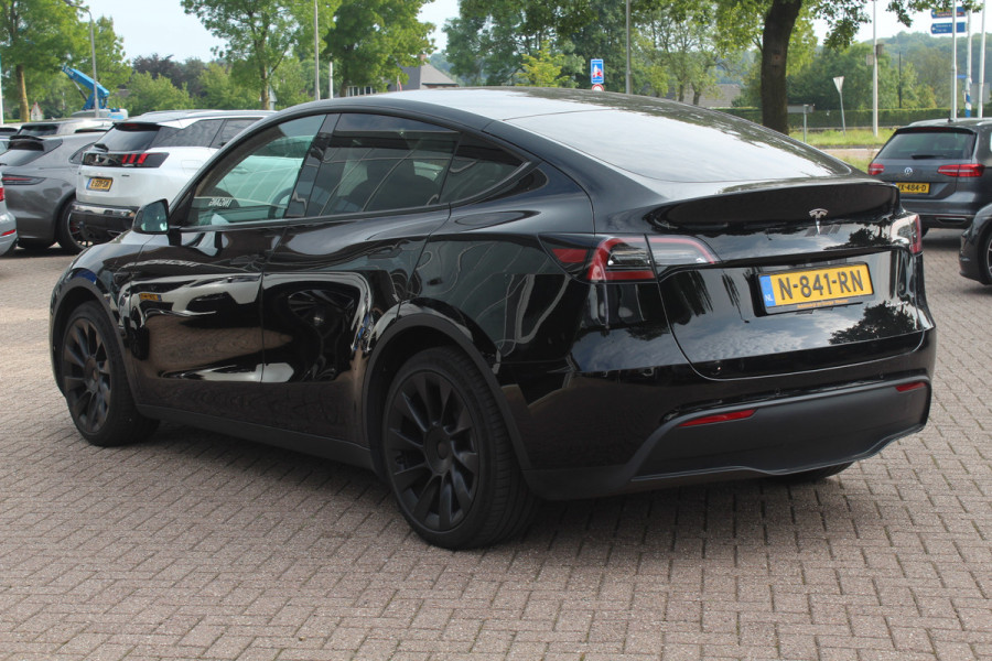 Tesla Model Y Long Range AWD 75 kWh / SoH 93% / Autopilot / Panoramadak / Camera / 21'' / Keyless / Leder / Dodehoek / Navigatie / Stoelverwarming