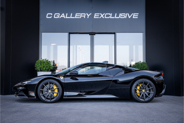 Ferrari SF90 Stradale 4.0 V8 - BTW l NL Auto l Lift l Fabrieksgarantie l Carbon in & exterieur