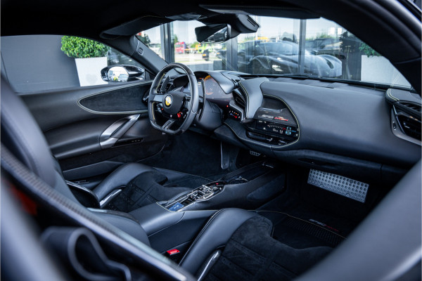 Ferrari SF90 Stradale 4.0 V8 - BTW l NL Auto l Lift l Fabrieksgarantie l Carbon in & exterieur