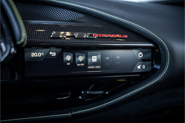 Ferrari SF90 Stradale 4.0 V8 - BTW l NL Auto l Lift l Fabrieksgarantie l Carbon in & exterieur