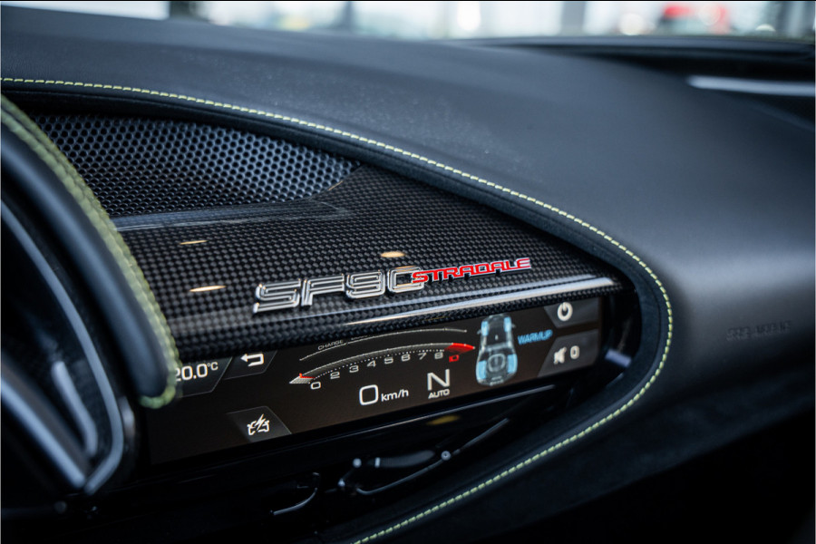 Ferrari SF90 Stradale 4.0 V8 - BTW l NL Auto l Lift l Fabrieksgarantie l Carbon in & exterieur