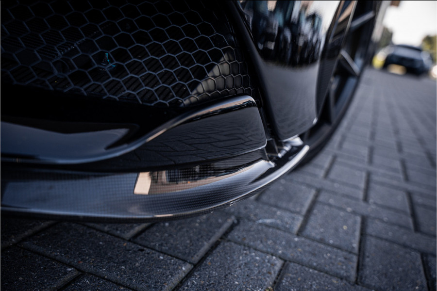 Ferrari SF90 Stradale 4.0 V8 - BTW l NL Auto l Lift l Fabrieksgarantie l Carbon in & exterieur