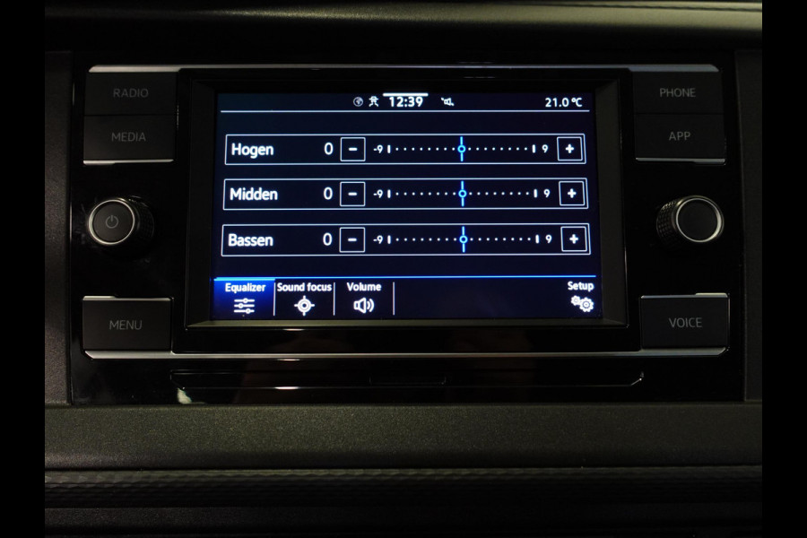 Volkswagen Transporter 2.0 TDI L2H1 Dubbele Cabine Highline Automaat Airco Bluetooth Trekhaak Apple Carplay/Android Auto Camera