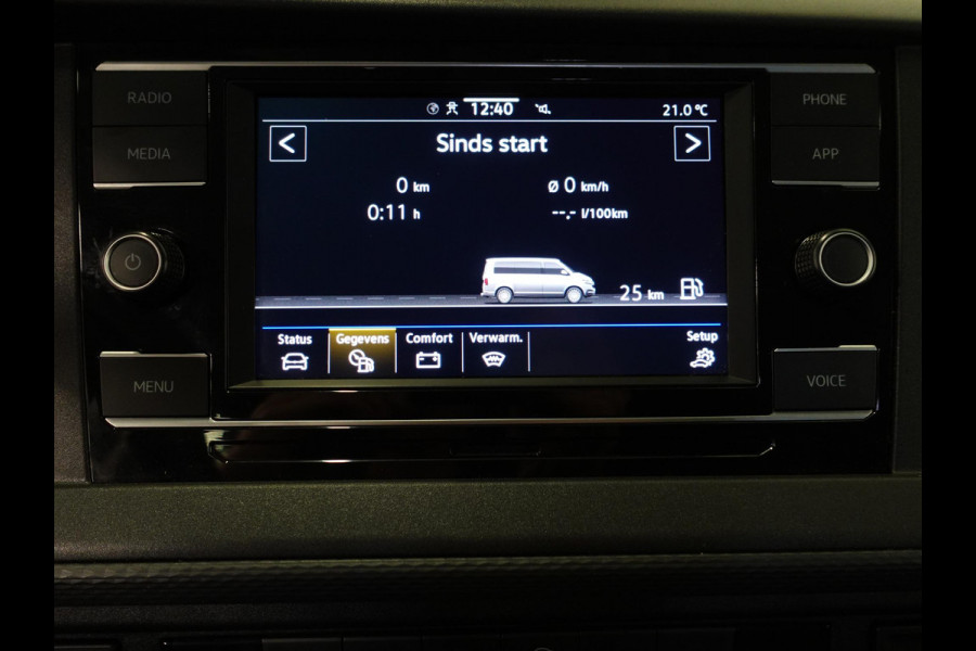 Volkswagen Transporter 2.0 TDI L2H1 Dubbele Cabine Highline Automaat Airco Bluetooth Trekhaak Apple Carplay/Android Auto Camera