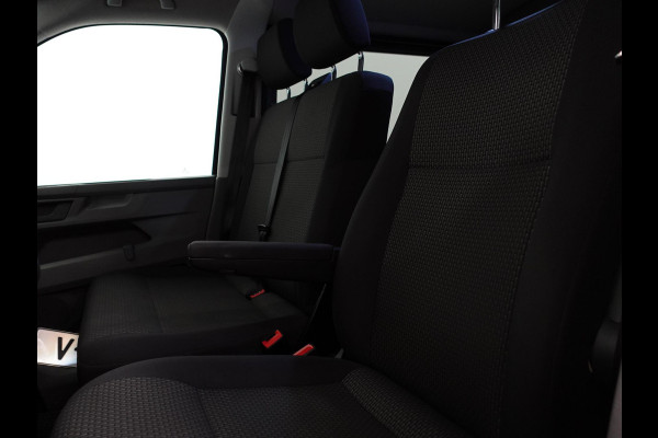Volkswagen Transporter 2.0 TDI L2H1 Dubbele Cabine Highline Automaat Airco Bluetooth Trekhaak Apple Carplay/Android Auto Camera