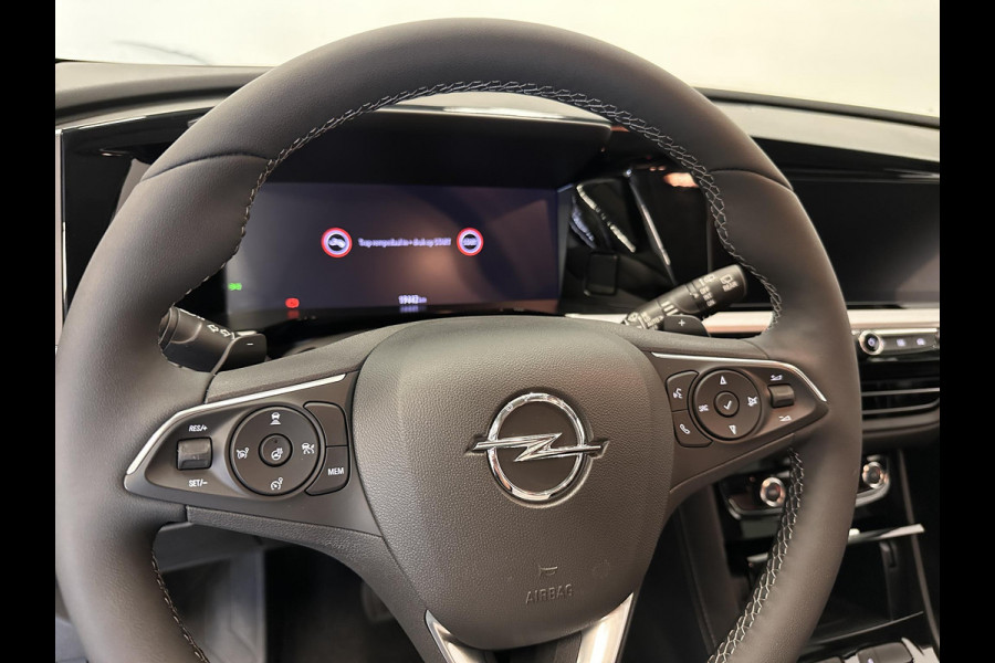 Opel Grandland 1.2 Turbo GS Line Aut. Blackstyle Adaptive Cruise Control Stoel/stuurverwarming Full LED Climate Control Navi Full LED PDC VA + Camera Carplay Comfortstoelen