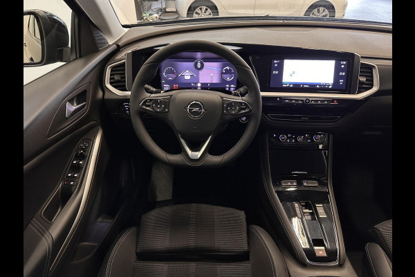 Opel Grandland 1.2 Turbo GS Line Aut. Blackstyle Adaptive Cruise Control Stoel/stuurverwarming Full LED Climate Control Navi Full LED PDC VA + Camera Carplay Comfortstoelen