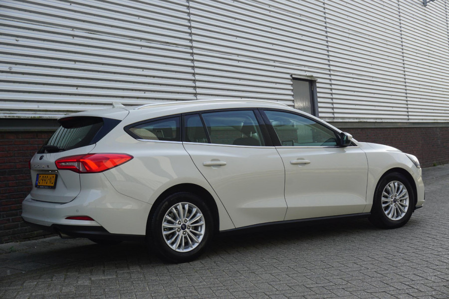 Ford FOCUS Wagon 1.0 EcoBoost Titanium Business/Dealeronderhouden/ 1e Eigenaar/Rijklaarprijs.