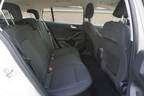 Ford FOCUS Wagon 1.0 EcoBoost Titanium Business/Dealeronderhouden/ 1e Eigenaar/Rijklaarprijs.