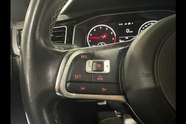 Volkswagen Polo 1.0 TSI Highline Business R - Automaat - Navi - Climate - Org.NL