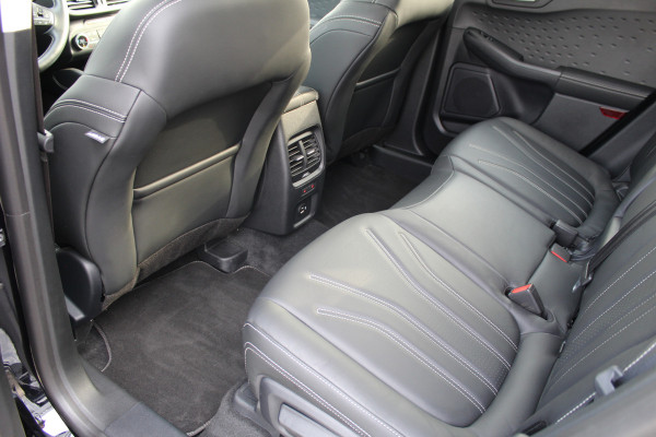 Ford Kuga 2.5 PHEV Vignale | 1e Eigenaar | NL Auto | Keurige staat! | 20"