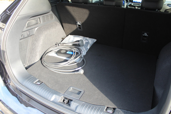 Ford Kuga 2.5 PHEV Vignale | 1e Eigenaar | NL Auto | Keurige staat! | 20"