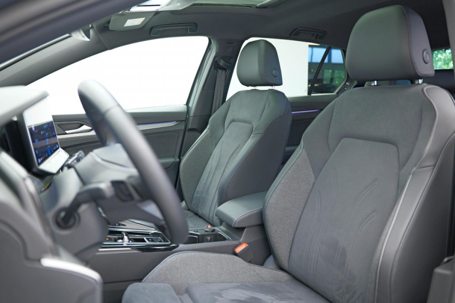 Volkswagen Golf 1.5 eTSI Style |Pano|Massage|IQ|360cam|