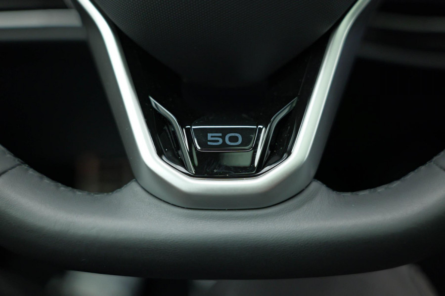 Volkswagen Golf 1.5 eTSI Style |Pano|Massage|IQ|360cam|