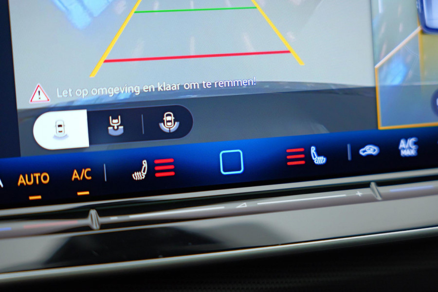 Volkswagen Golf 1.5 eTSI Style |Pano|Massage|IQ|360cam|