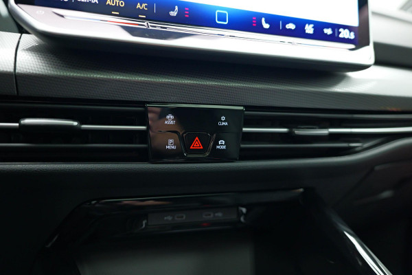 Volkswagen Golf 1.5 eTSI Style |Pano|Massage|IQ|360cam|