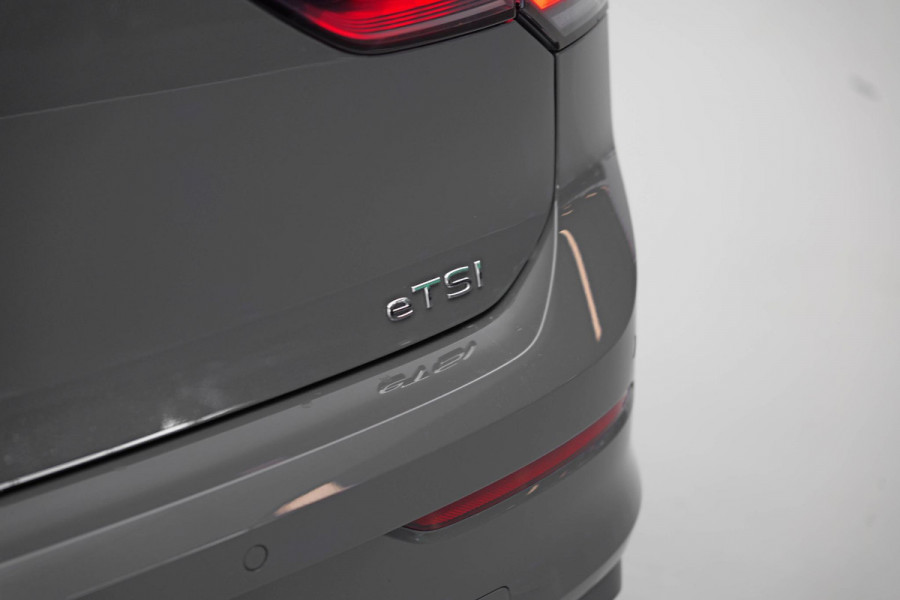 Volkswagen Golf 1.5 eTSI Style |Pano|Massage|IQ|360cam|