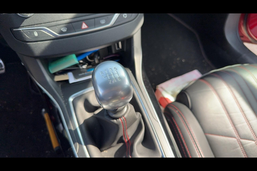Peugeot 308 1.2 PureTech GT-line