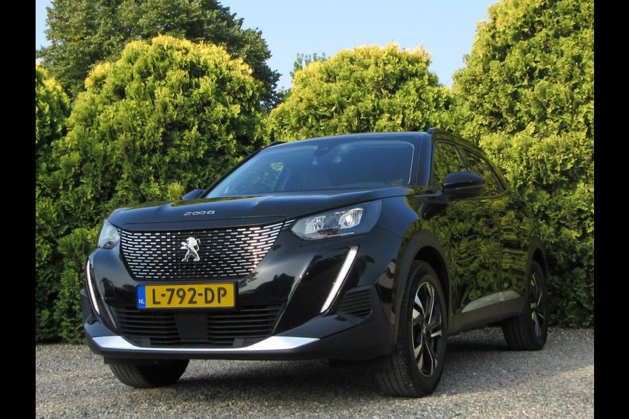 Peugeot 2008 1.2 PureTech Allure *Navi*Trekhaak* Peugeot 2008 1.2 PureTech Allure *Navi*Trekhaak*
