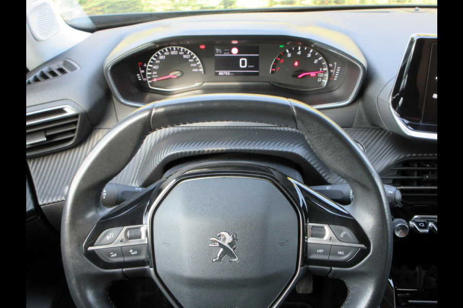 Peugeot 2008 1.2 PureTech Allure *Navi*Trekhaak* Peugeot 2008 1.2 PureTech Allure *Navi*Trekhaak*