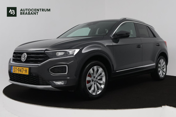 Volkswagen T-Roc 1.5 TSI Sport (TREKHAAK, DIGITALE COCKPIT, STOELVERWARMING, AUTOMAAT, ACHTERUITRIJCAMERA, SFEERVERLICHTING)