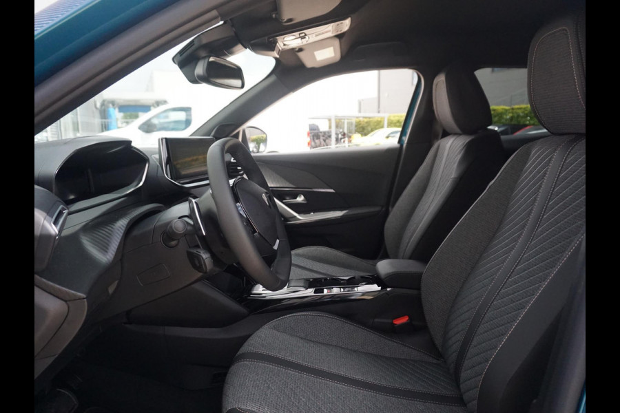 Peugeot 2008 1.2 Hybrid 136 Allure