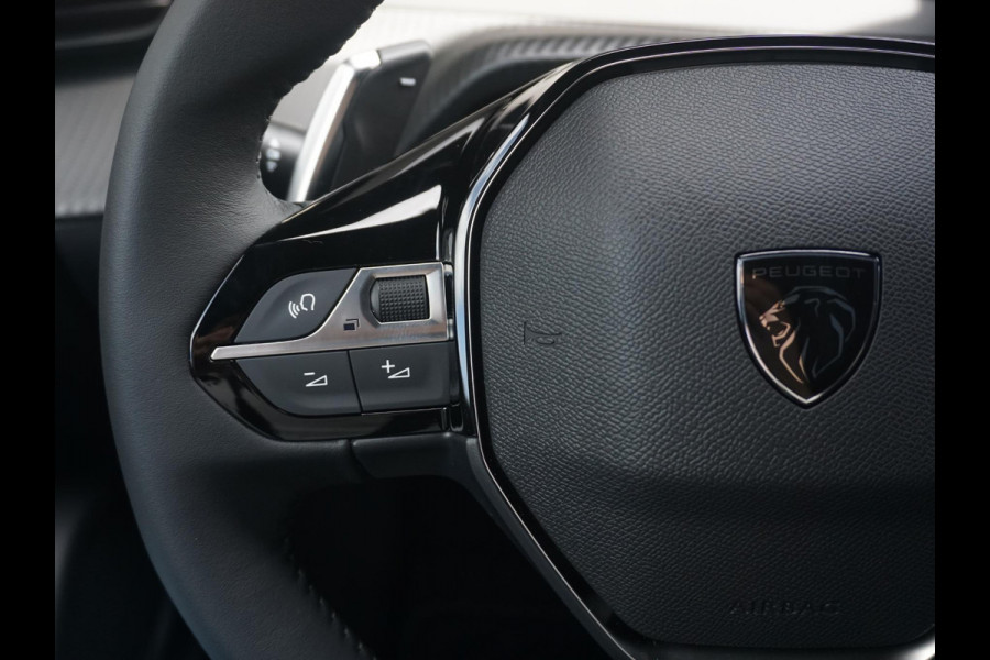 Peugeot 2008 1.2 Hybrid 136 Allure