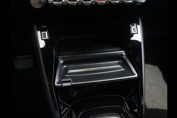 Peugeot 2008 1.2 Hybrid 136 Allure