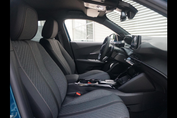 Peugeot 2008 1.2 Hybrid 136 Allure