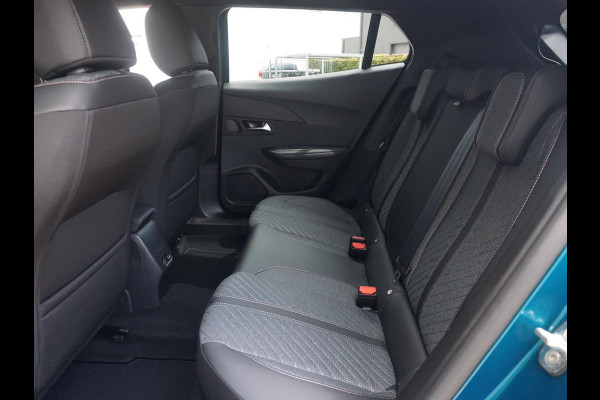 Peugeot 2008 1.2 Hybrid 136 Allure
