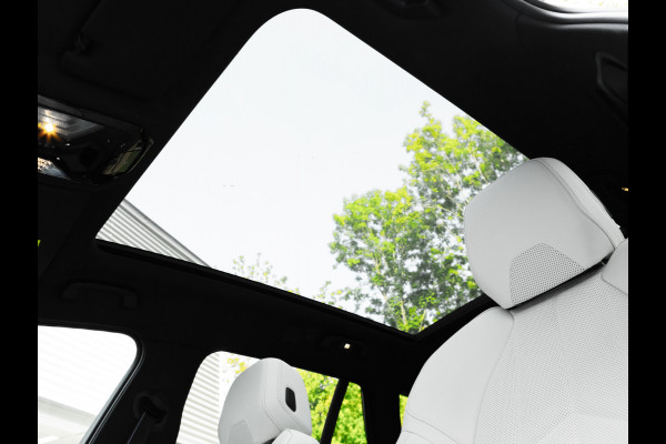 BMW i5 Touring eDrive40 M-Sport Pro - Onderstel Prof - Pano - Trekhaak - Driving Ass Prof