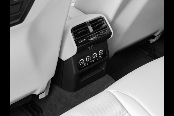 BMW i5 Touring eDrive40 M-Sport Pro - Onderstel Prof - Pano - Trekhaak - Driving Ass Prof