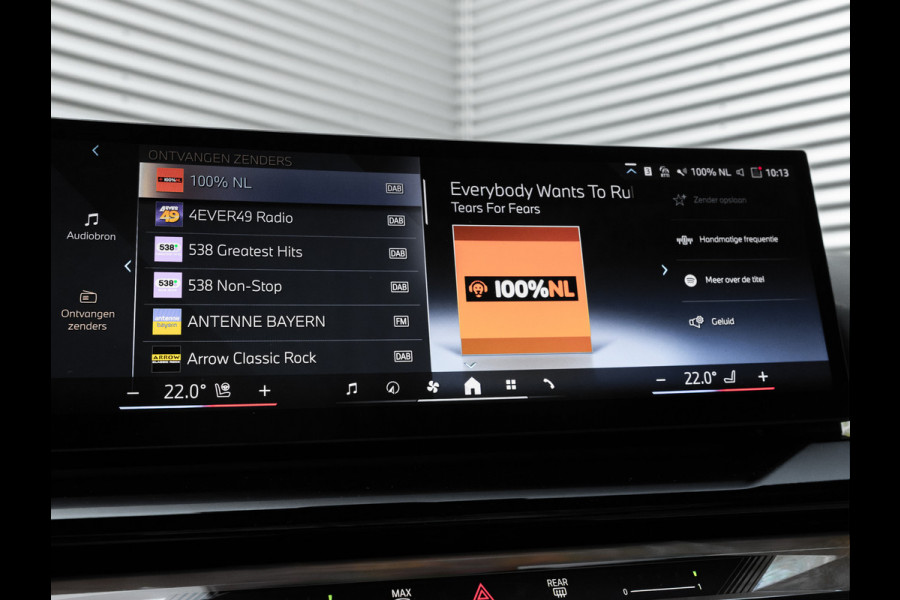 BMW i5 Touring eDrive40 M-Sport Pro - Onderstel Prof - Pano - Trekhaak - Driving Ass Prof
