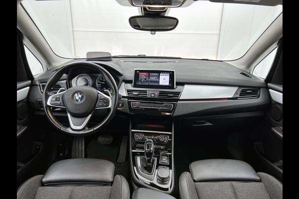 BMW 2 Serie Active Tourer 220i Executive | 192 PK | StoelverW | Head up | AchterCAM | Cruise contl | Dealer onderH | Climate | ETC