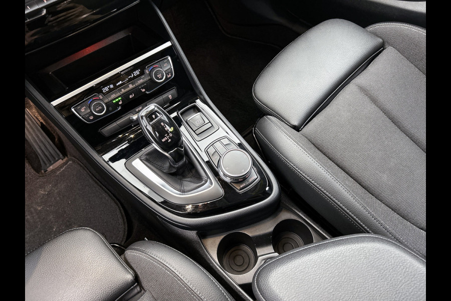 BMW 2 Serie Active Tourer 220i Executive | 192 PK | StoelverW | Head up | AchterCAM | Cruise contl | Dealer onderH | Climate | ETC