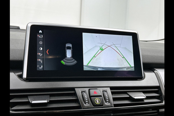 BMW 2 Serie Active Tourer 220i Executive | 192 PK | StoelverW | Head up | AchterCAM | Cruise contl | Dealer onderH | Climate | ETC