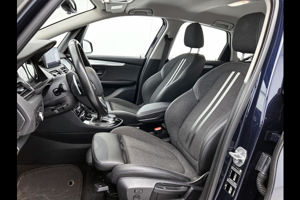 BMW 2 Serie Active Tourer 220i Executive | 192 PK | StoelverW | Head up | AchterCAM | Cruise contl | Dealer onderH | Climate | ETC