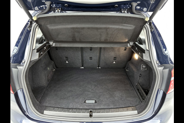 BMW 2 Serie Active Tourer 220i Executive | 192 PK | StoelverW | Head up | AchterCAM | Cruise contl | Dealer onderH | Climate | ETC