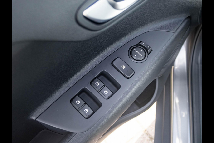 Kia Stonic 1.0 T-GDi MHEV DynamicLine | Direct leverbaar | Airco | Cruise | Parkeer camera