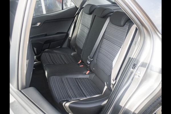Kia Stonic 1.0 T-GDi MHEV DynamicLine | Direct leverbaar | Airco | Cruise | Parkeer camera