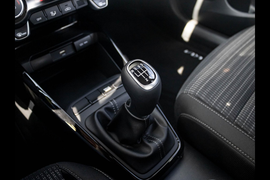Kia Stonic 1.0 T-GDi MHEV DynamicLine | Direct leverbaar | Airco | Cruise | Parkeer camera