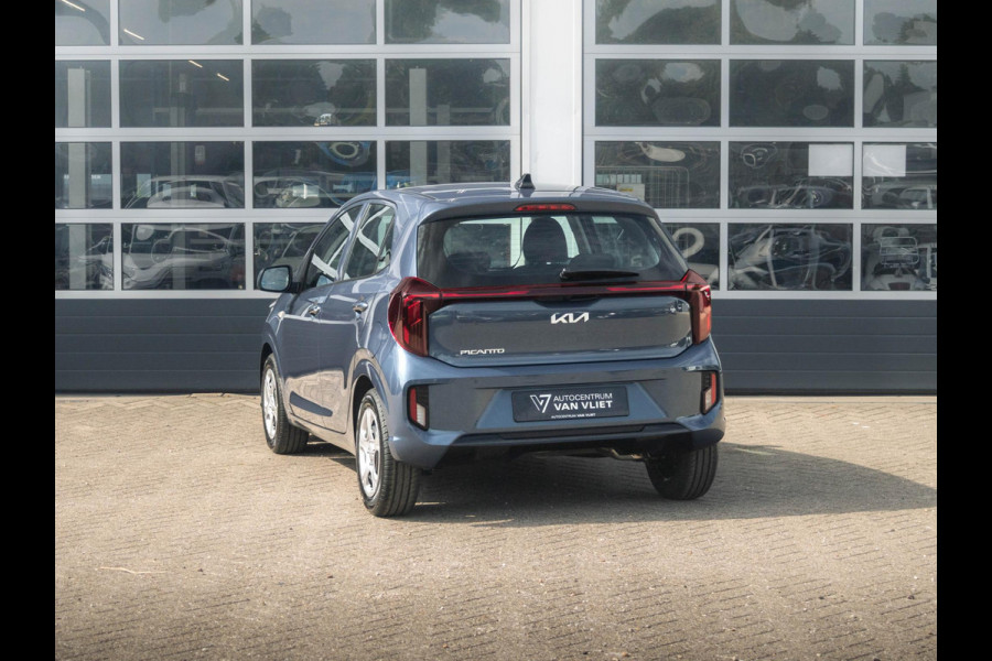 Kia Picanto 1.0 DPI DynamicLine | Direct leverbaar | Airco | Cruise | Navigatie| Parkeer camera + sensoren